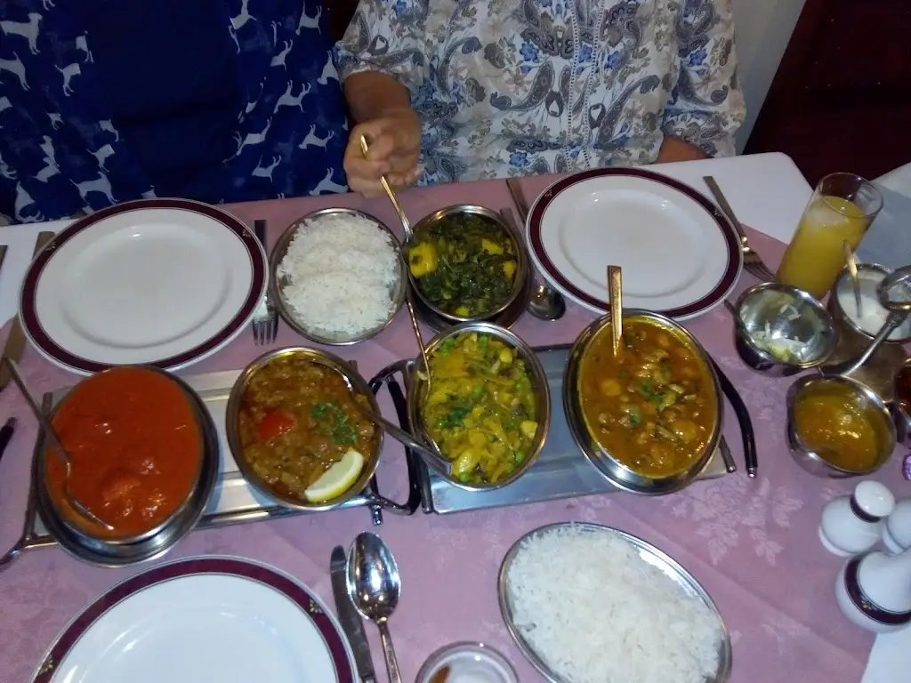 Menu_Great Bookham Tandoori Restaurant_Great Bookham_image_3