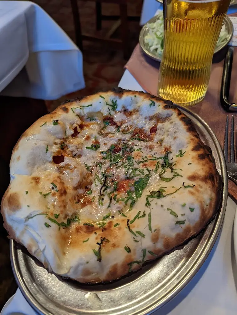 Great Bookham Tandoori Restaurant_Great Bookham_slider_image_2