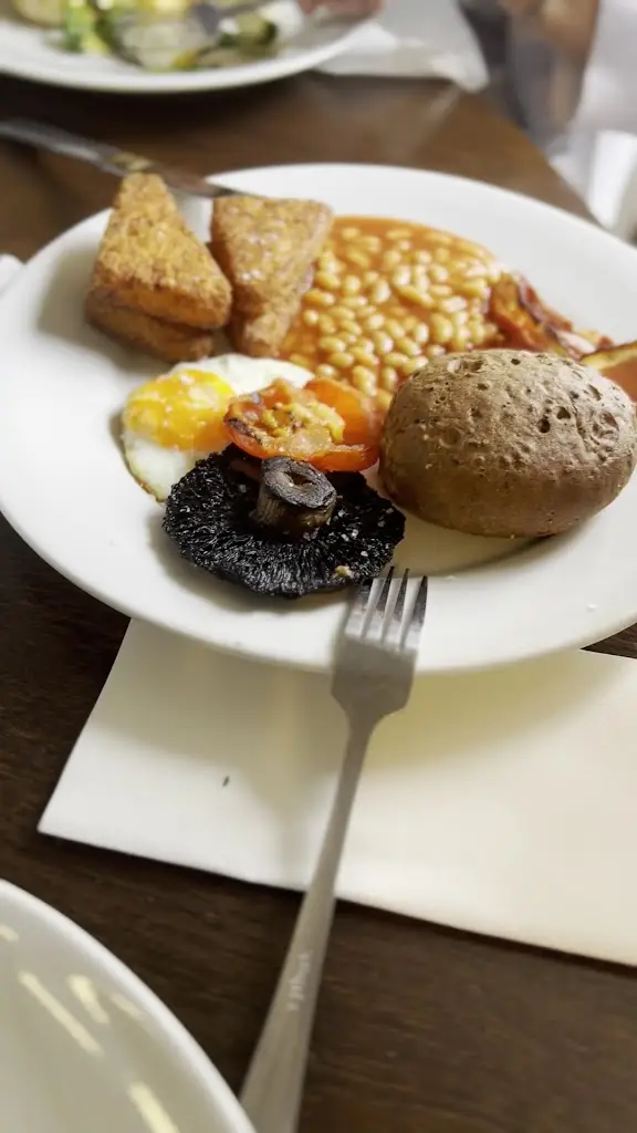 Castle - Great Leighs_Great Leighs_slider_image_2