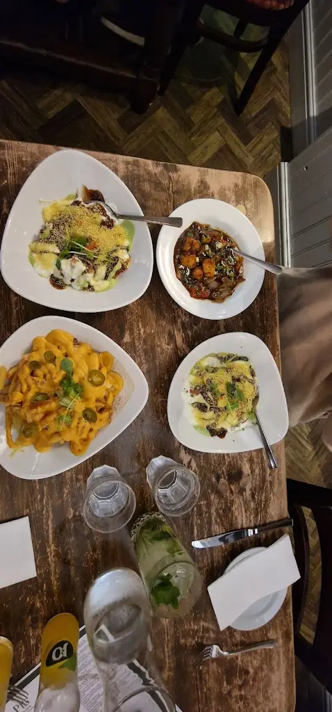 Priyanka Mohata_Parsons Pig_Balcombe_review