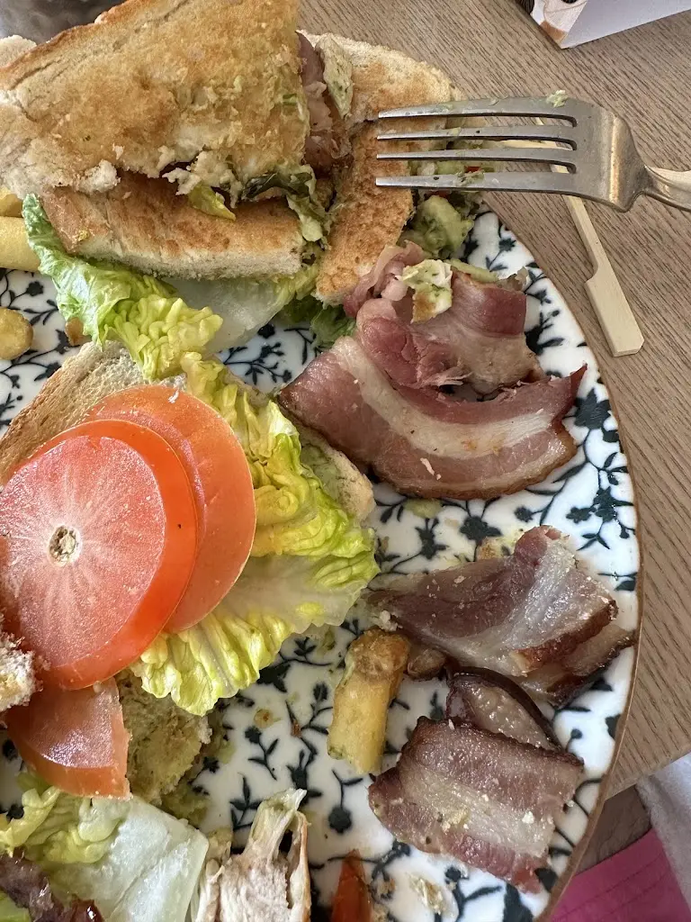 Ethan_Harry's Bar & Kitchen_Great Horwood_review