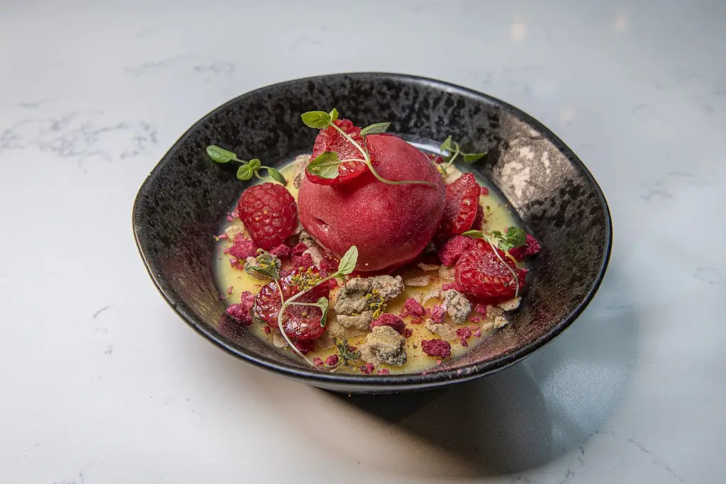 Harry's Bar & Kitchen_Great Horwood_slider_image_3