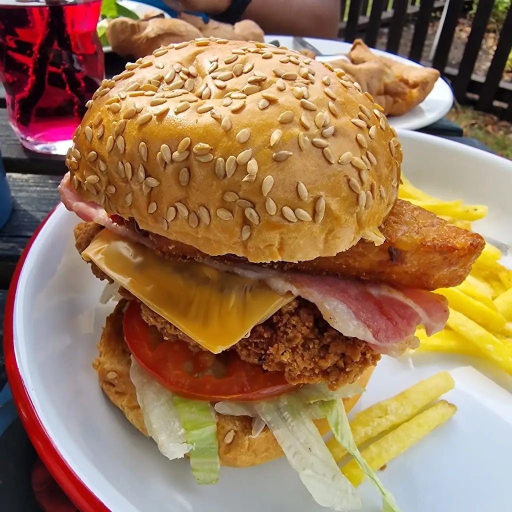 Menu_Trigger Pond_Great Sankey_image_8