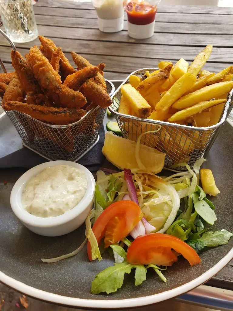 Janet Ford Burgess_THE ANCHOR PUB & RESTAURANT_Great Paxton_review