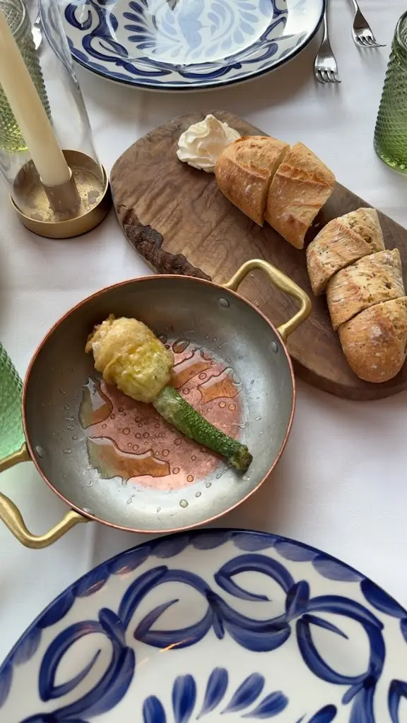 Amal Aldrees_Riviera_Greater London_review