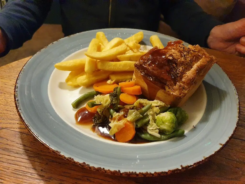 Menu_Bull Inn_Great Yeldham_image_6