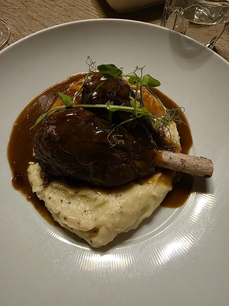 Trinity Ellis_The White Hart Great Yeldham_Great Yeldham_review