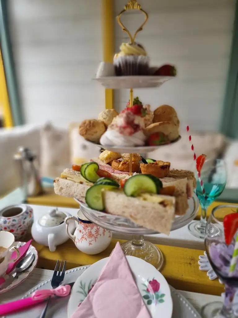 Menu_Petals Tearoom_Great Yeldham_image_5