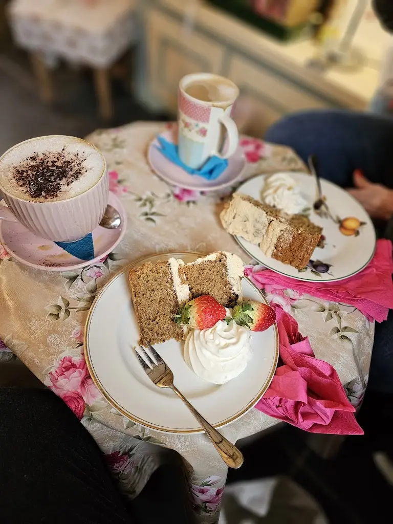 Menu_Petals Tearoom_Great Yeldham_image_9