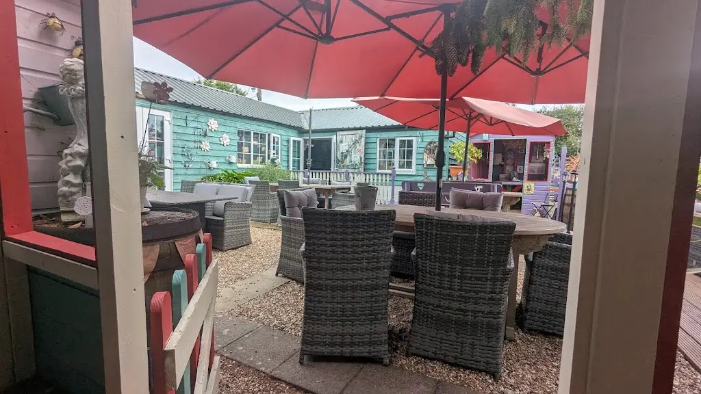 Lindsey carol_Petals Tearoom_Great Yeldham_review