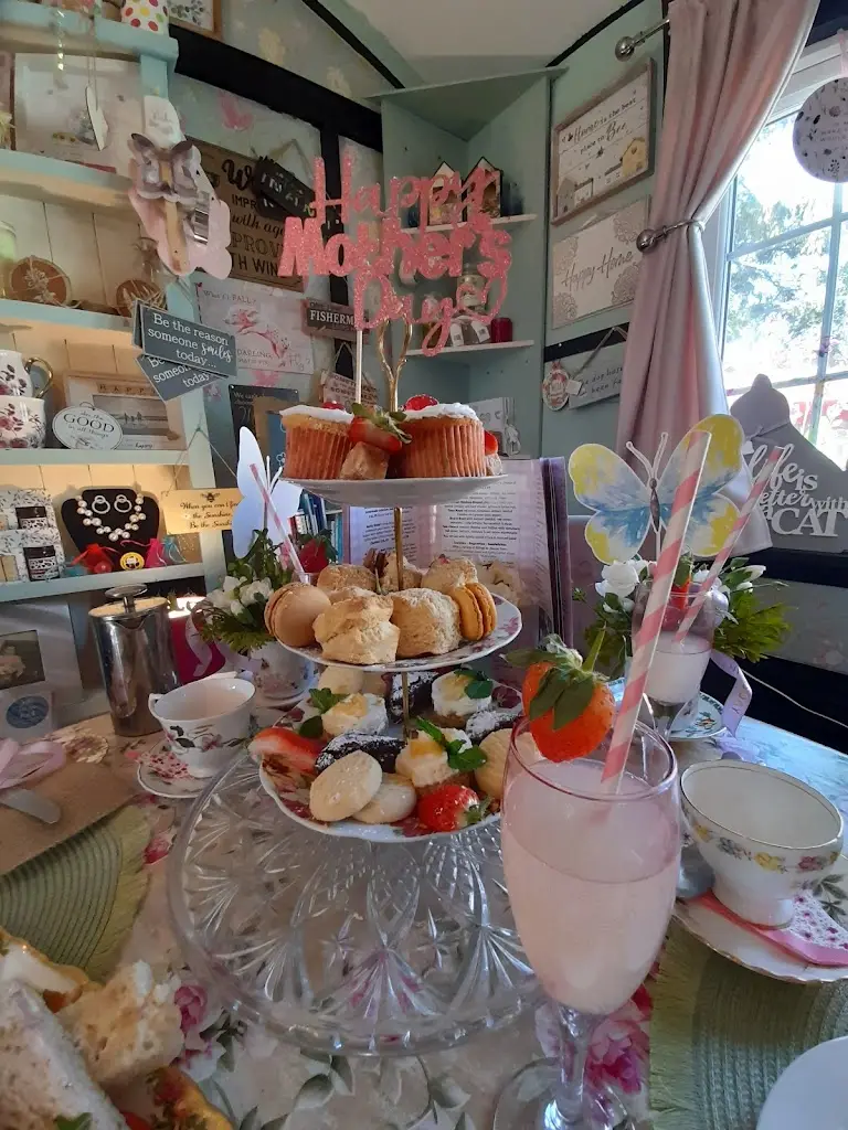 Petals Tearoom_Great Yeldham_slider_image_2