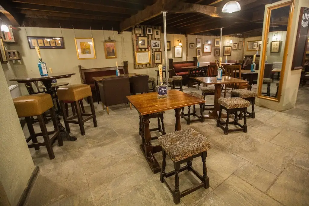 Saracens Head_Great Amwell_slider_image_1