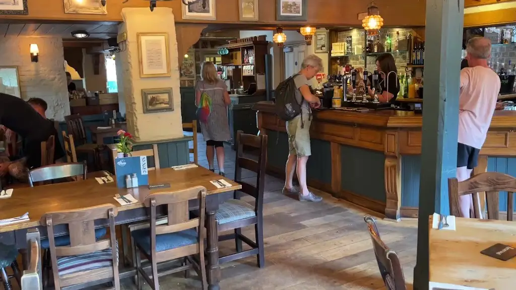 Anton de Zeeuw_Jolly Fisherman_Great Amwell_review