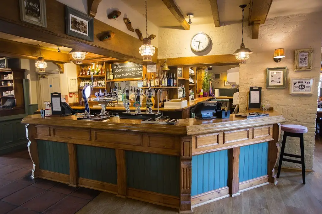 Jolly Fisherman_Great Amwell_slider_image_1