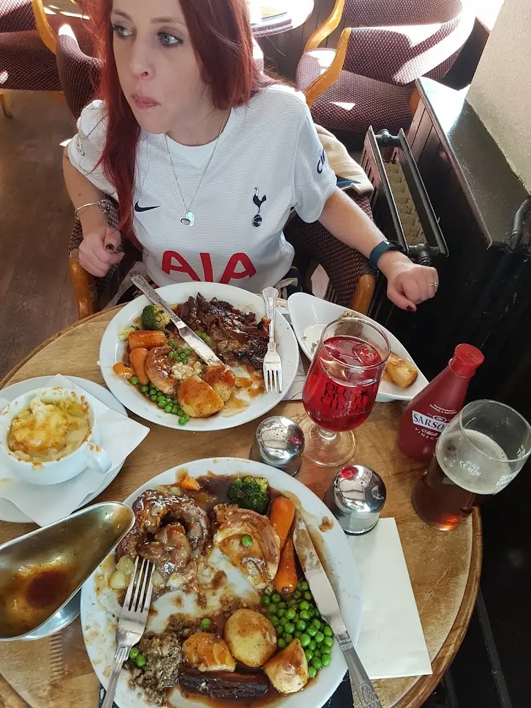 Menu_The Galley Hall_Great Amwell_image_8