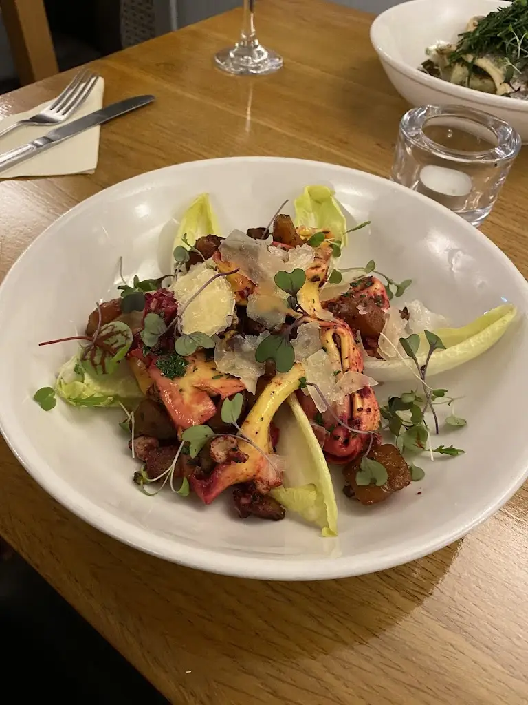 The Red Lion_Great Amwell_slider_image_3