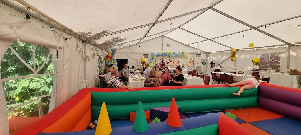 Jason Wilds_Heathy Farm_Balcombe_review