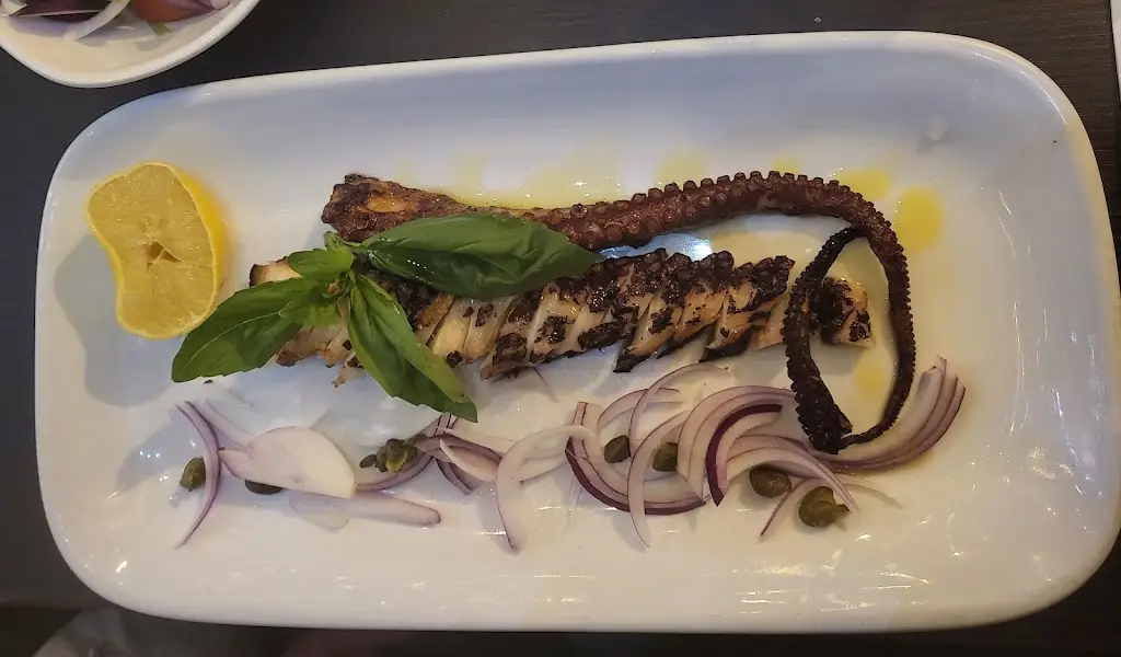 Ann Marie Stephenson_Village Taverna_Great Amwell_review