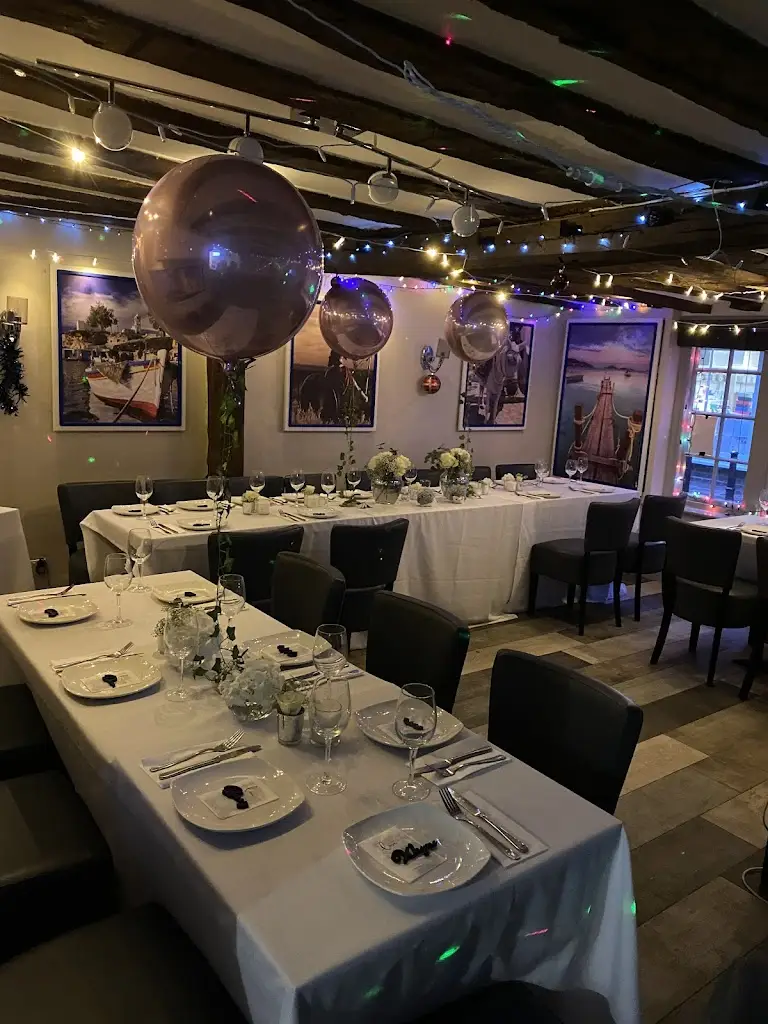 Village Taverna restaurant in Great Amwell