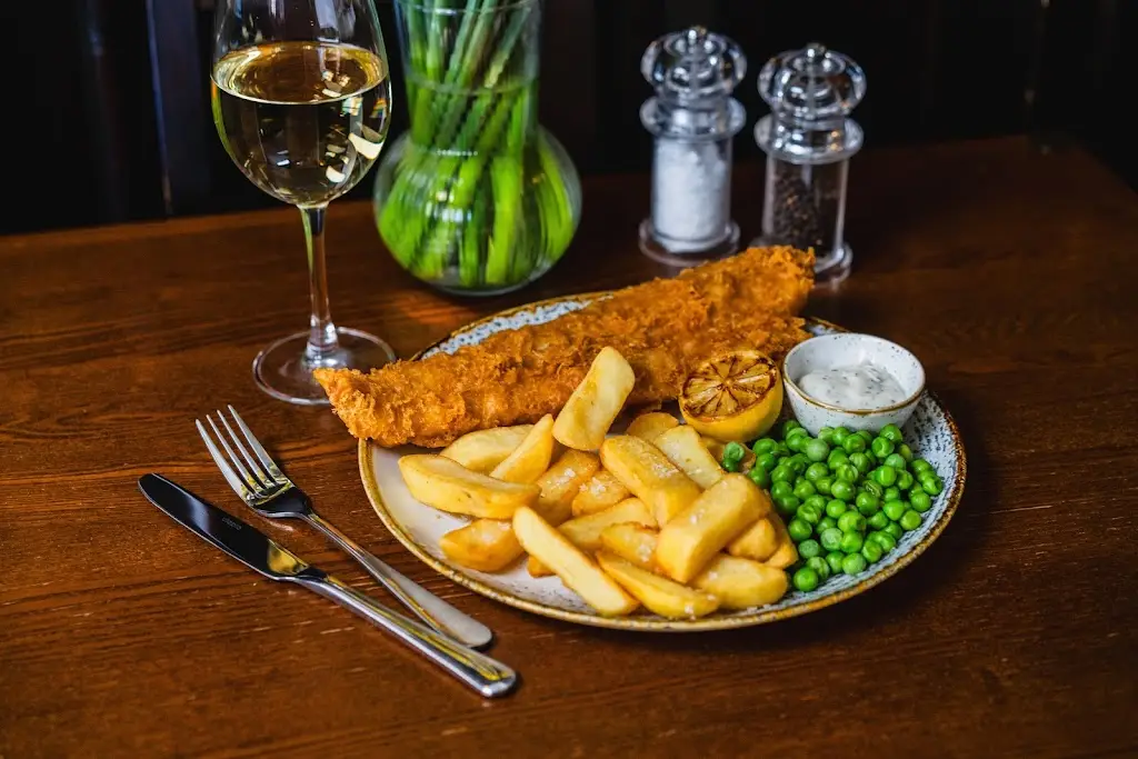 Punch House_Great Amwell_slider_image_3