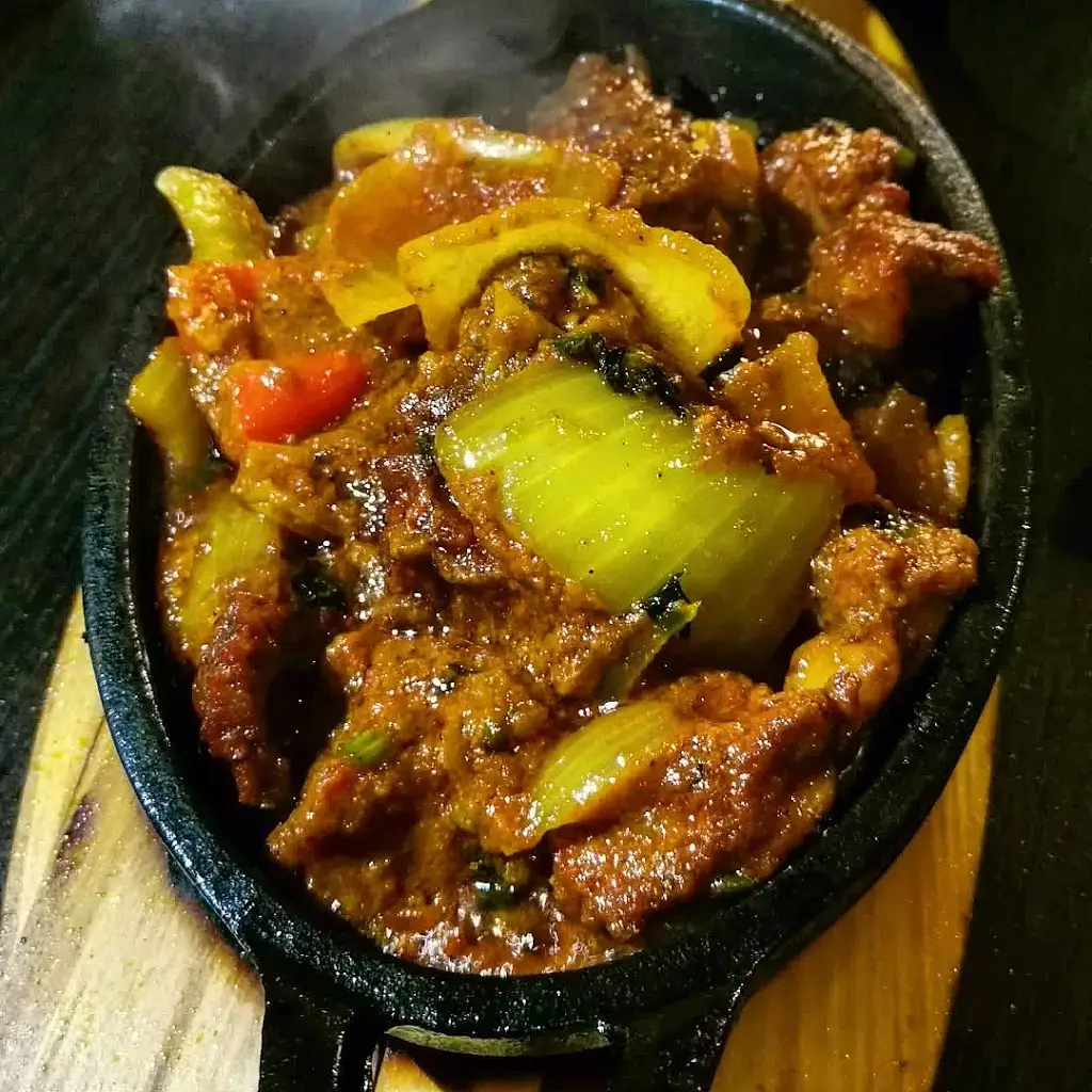 Neelakash Restaurant_Great Amwell_slider_image_2