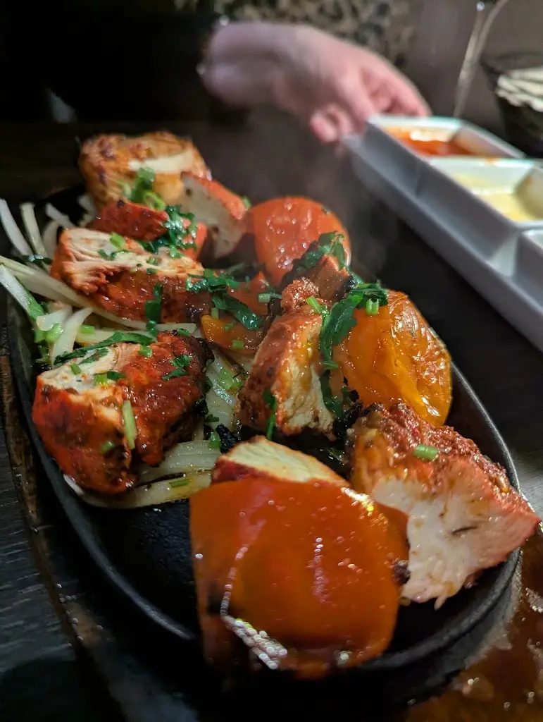 Neelakash Restaurant_Great Amwell_slider_image_3