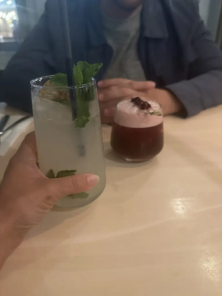 Charli Groves_Prezzo Italian Restaurant Ware_Great Amwell_review