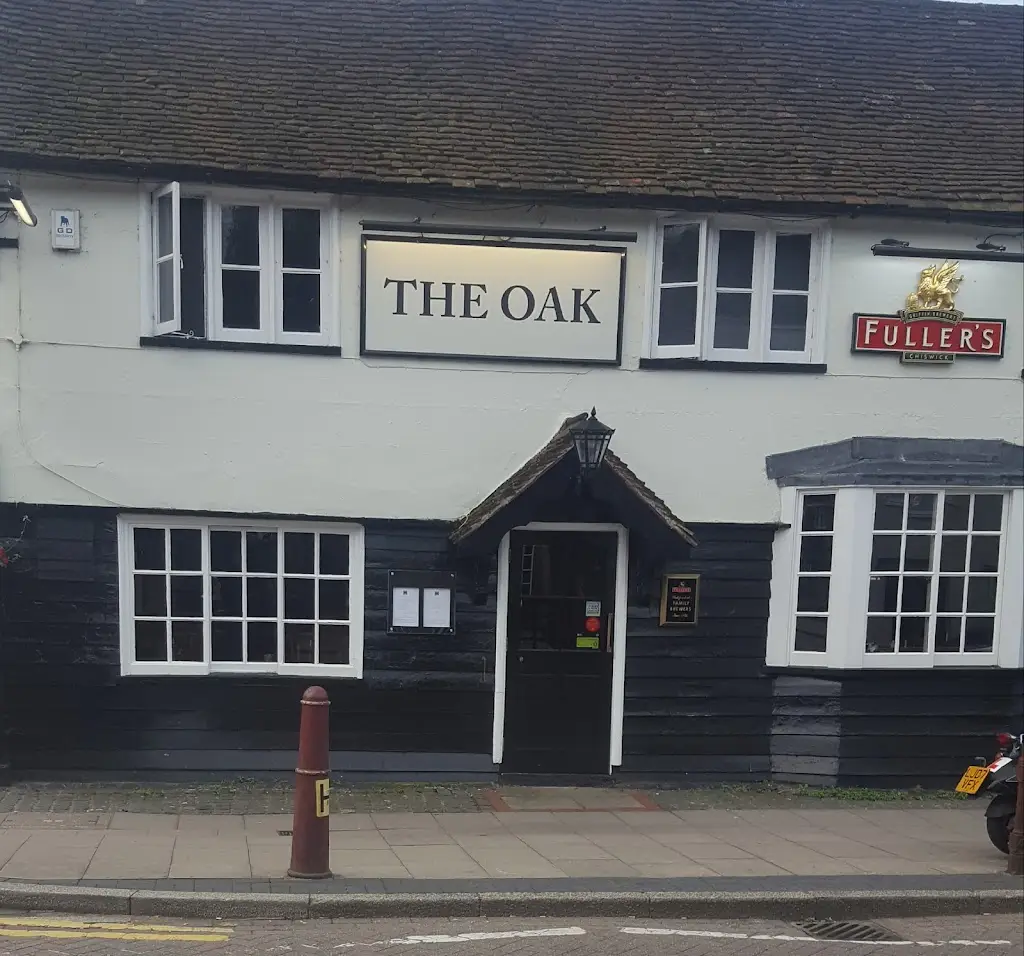The Oak, Stanstead Abbotts restaurant in Great Amwell
