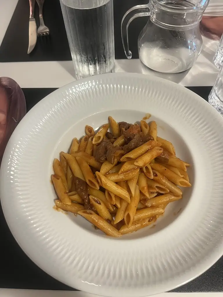 Hannah Yew_Enoteca Restaurant & Wine Bar_Great Amwell_review