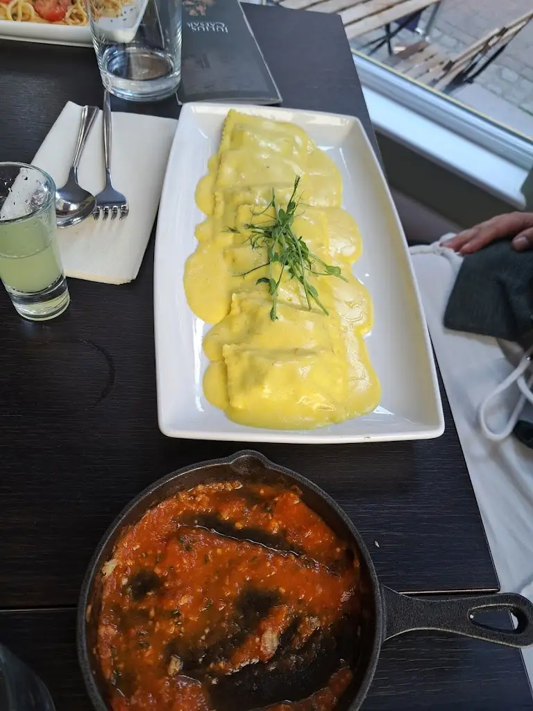 Steven stennett_Julius Caesar Italian Restaurant_Gravesend_review