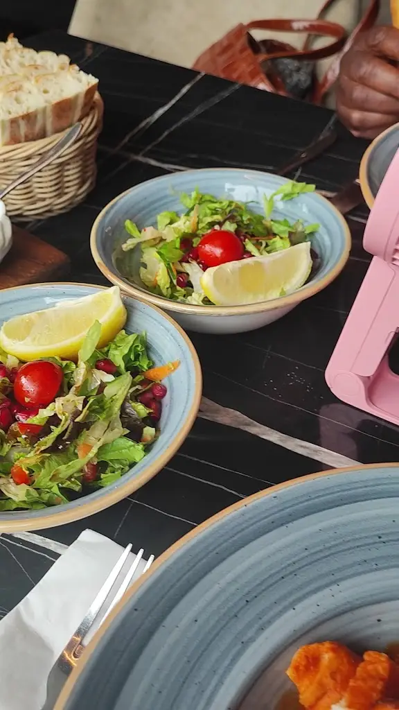 Sultan Sofrasi_Gravesend_slider_image_2