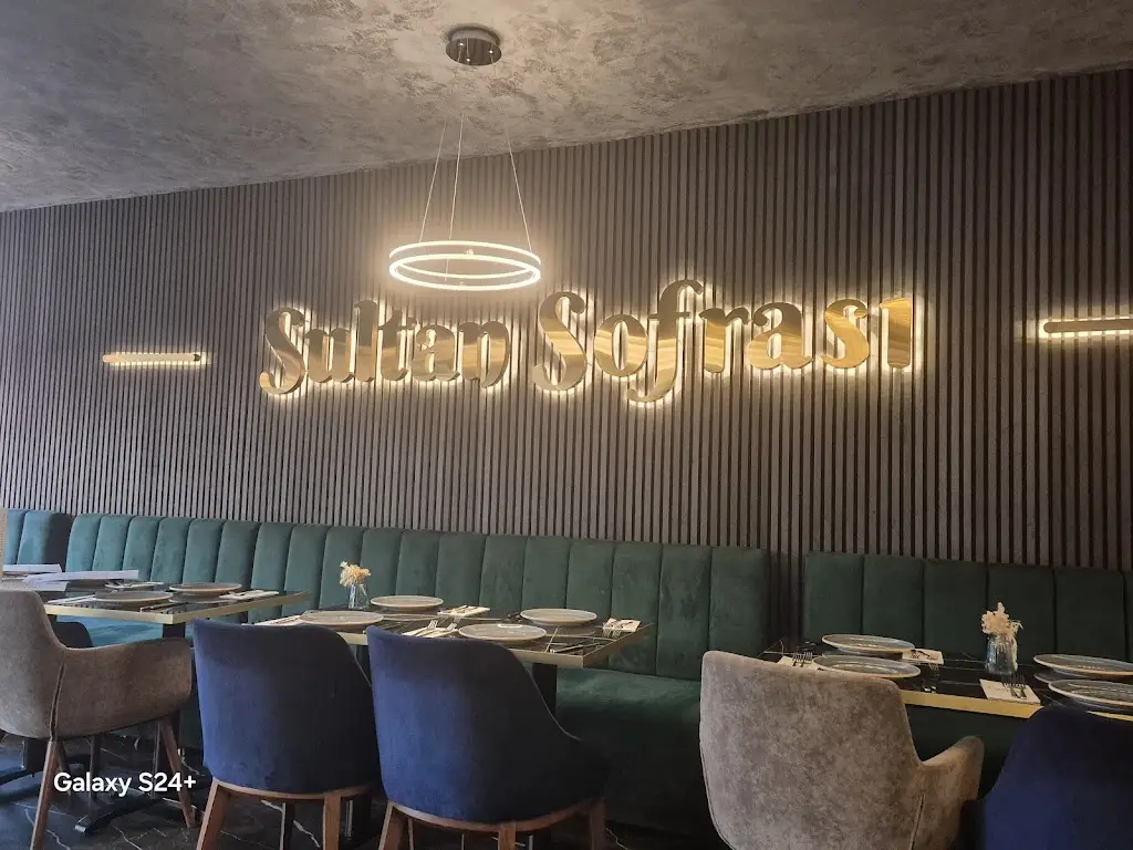 Sultan Sofrasi_Gravesend_slider_image_3