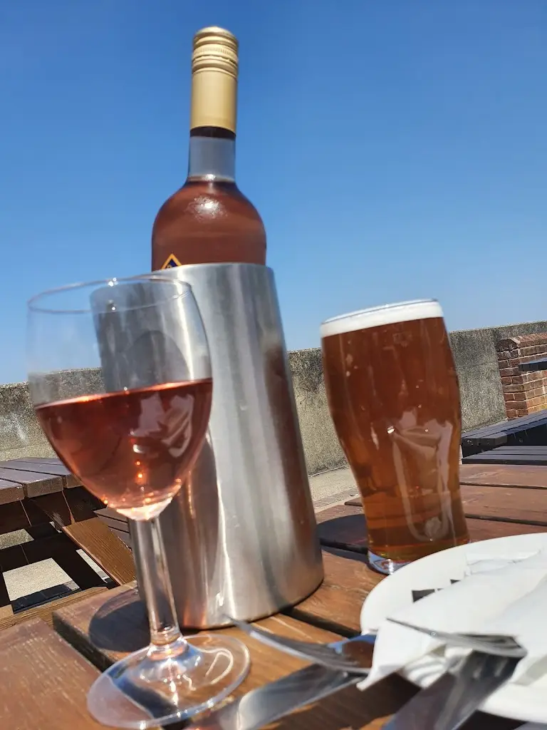 Menu_Three Daws_Gravesend_image_8