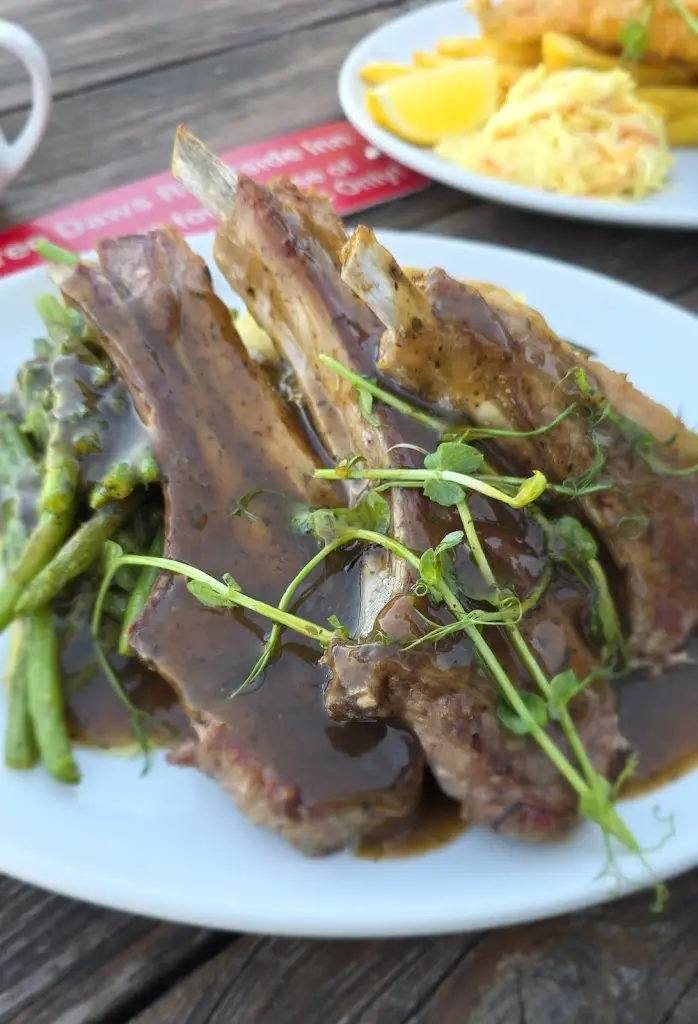 Lucas Teixeira_Three Daws_Gravesend_review