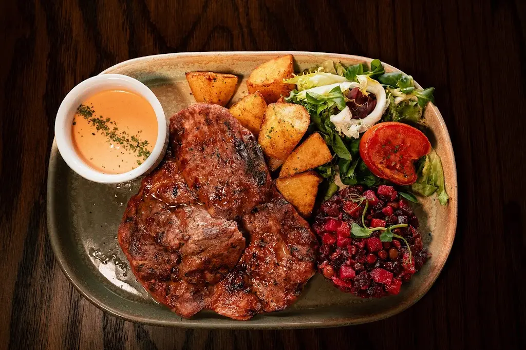 Studio 7 Restaurant_Gravesend_slider_image_3