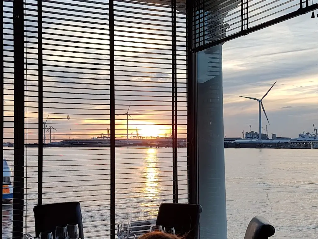 Ben Mason_Riva Waterside Bar & Restaurant_Gravesend_review