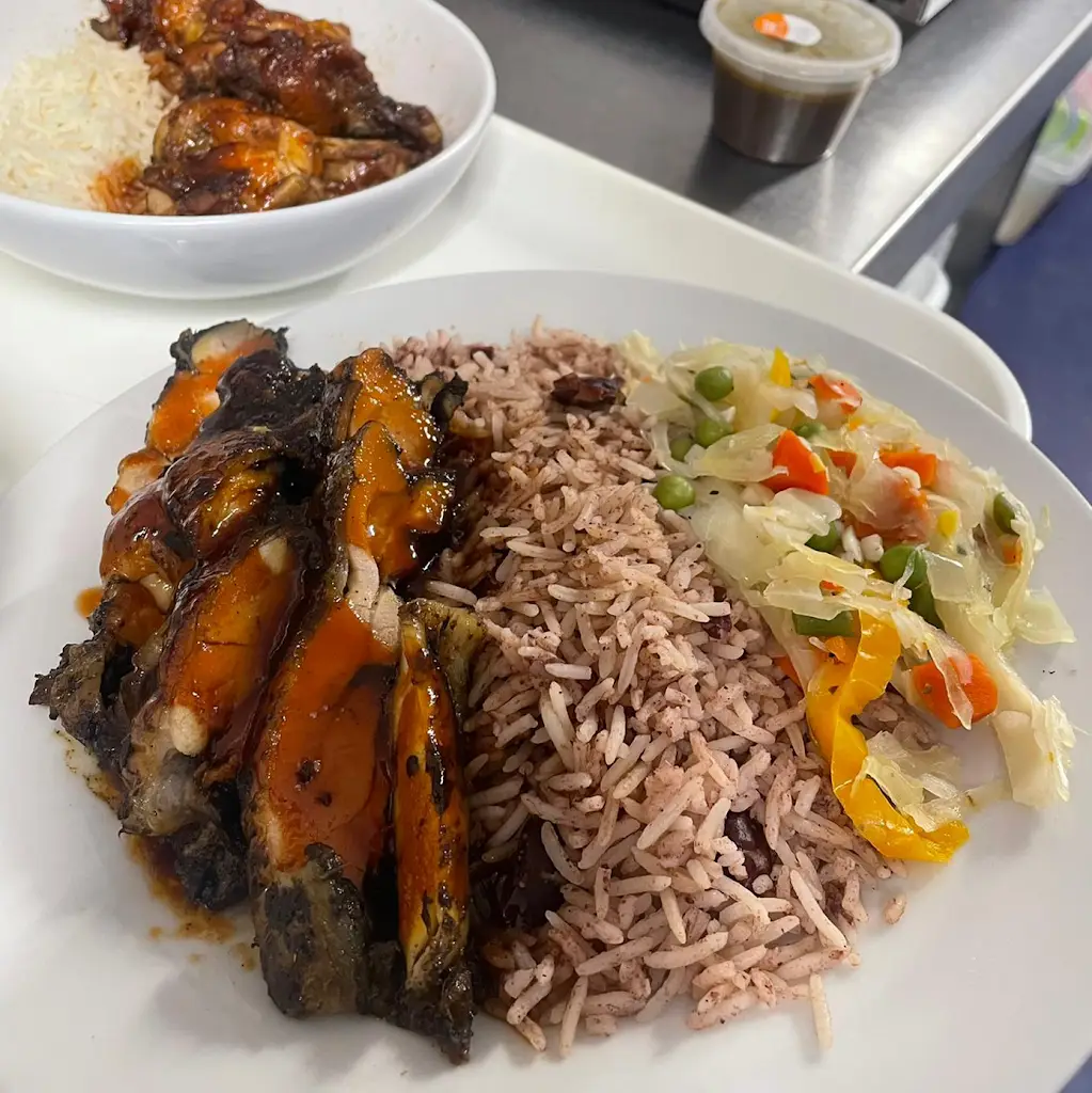 Menu_Ms Earlyn's_Gravesend_image_5