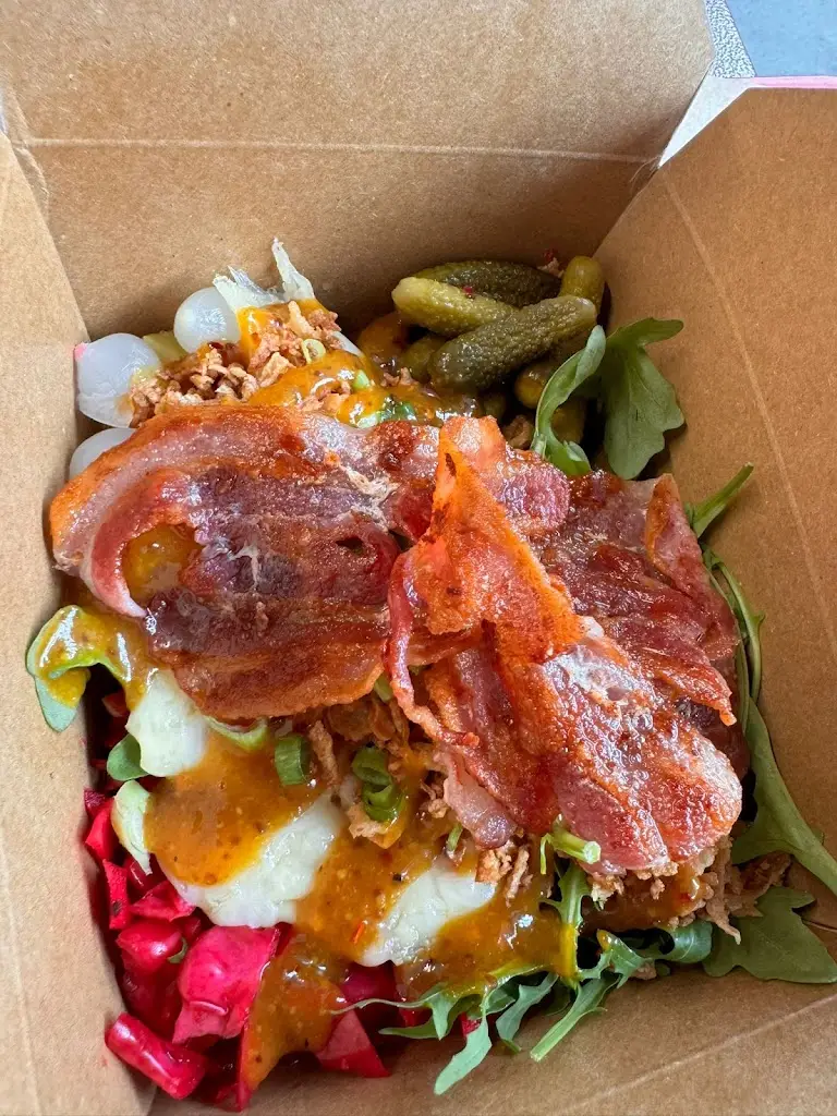 maria j_The Grizzly_Gravesend_review