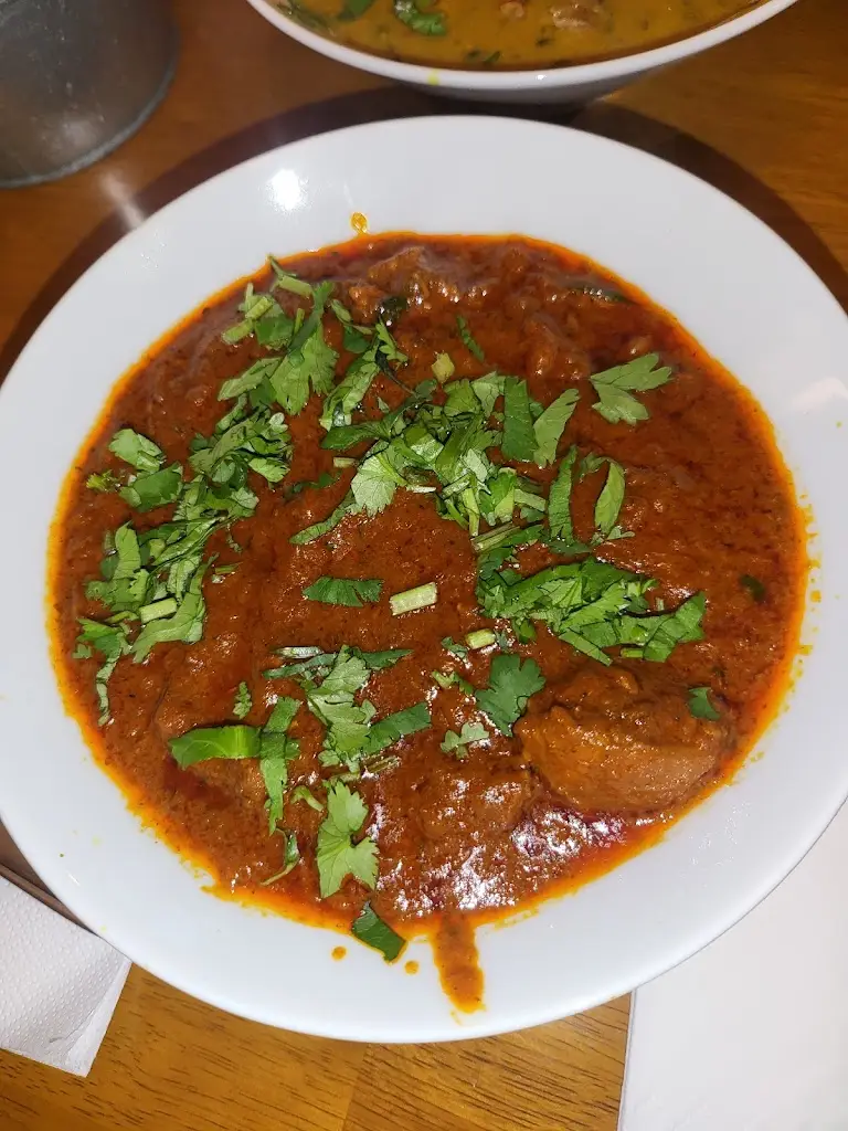 terry burns_Chattorey_Gravesend_recensione