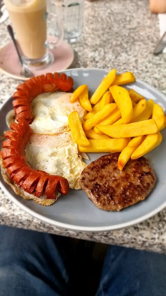 Menu_Kings Diner Cafe_Gravesend_image_8