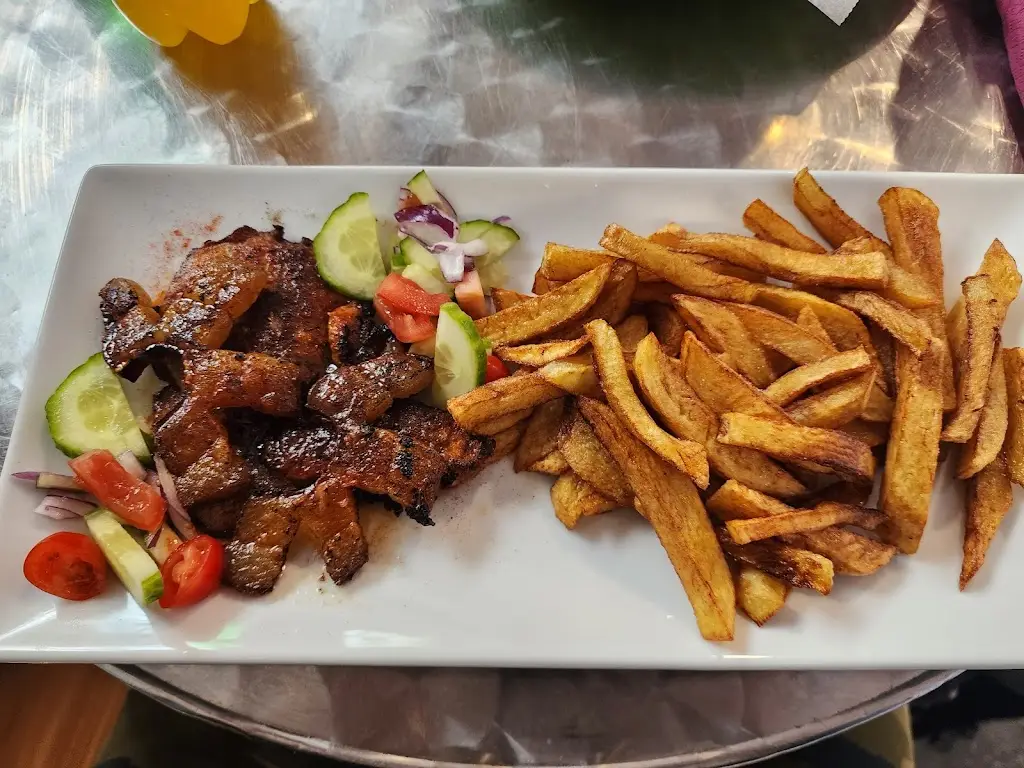 Laszlo’s Kitchen - Hungarian cuisine_Gravesend_slider_image_2