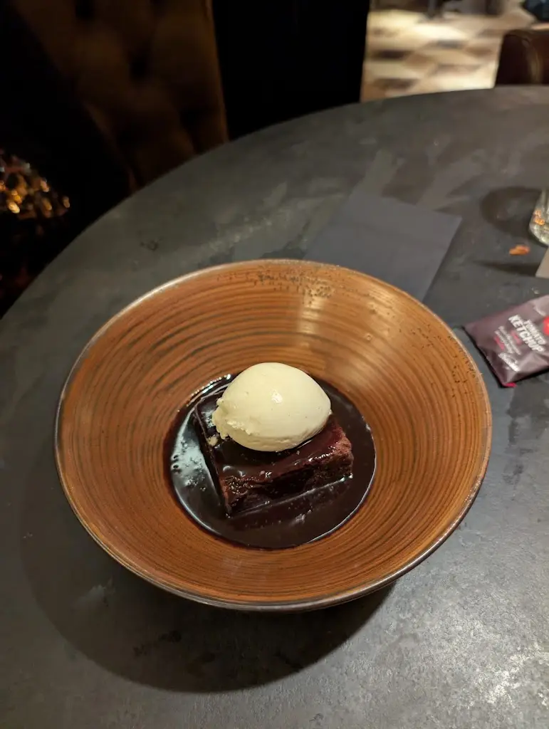 Gurpz M_The Malt at Landywood_Great Wyrley_review