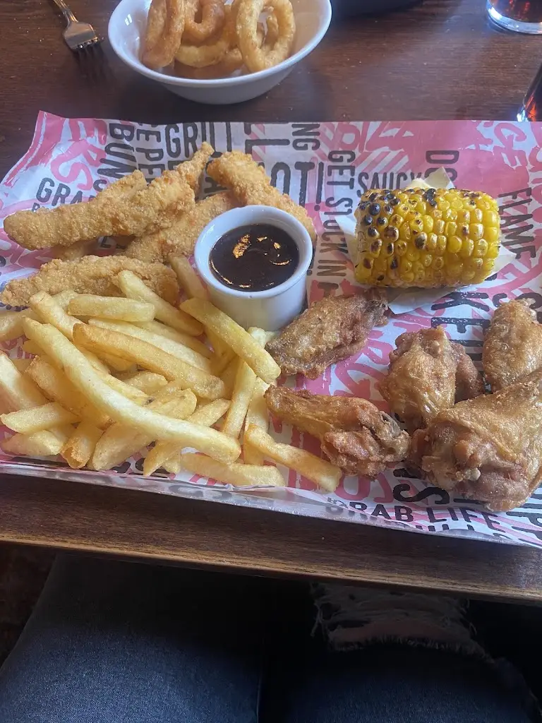 Jodie Hopkins_Wheatsheaf_Great Wyrley_review