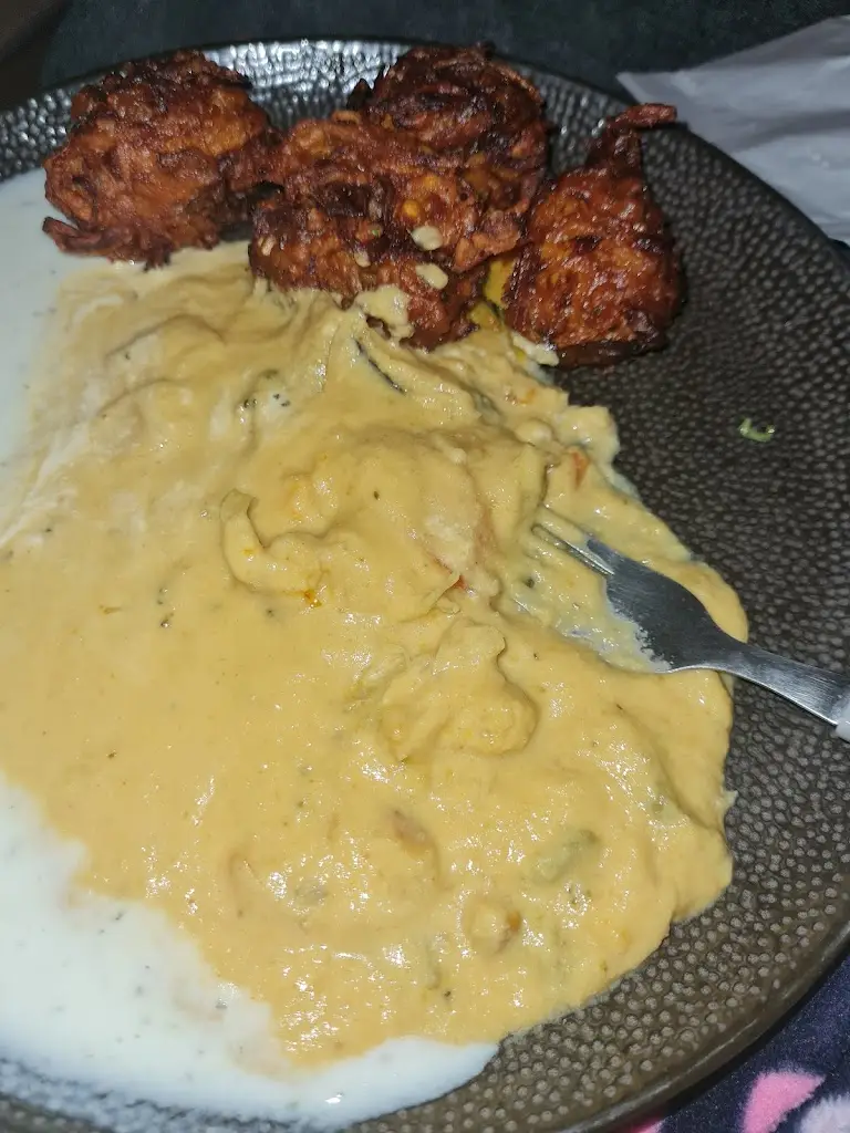 Ruby Elizabeth Emily Bennett_Quinton Balti_Great Wyrley_review