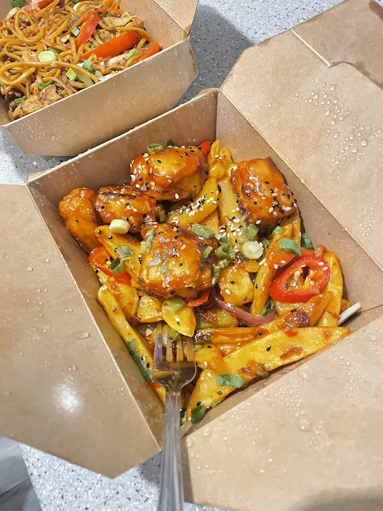 Lina Yasmin_Wok and Bao_Great Wyrley_review
