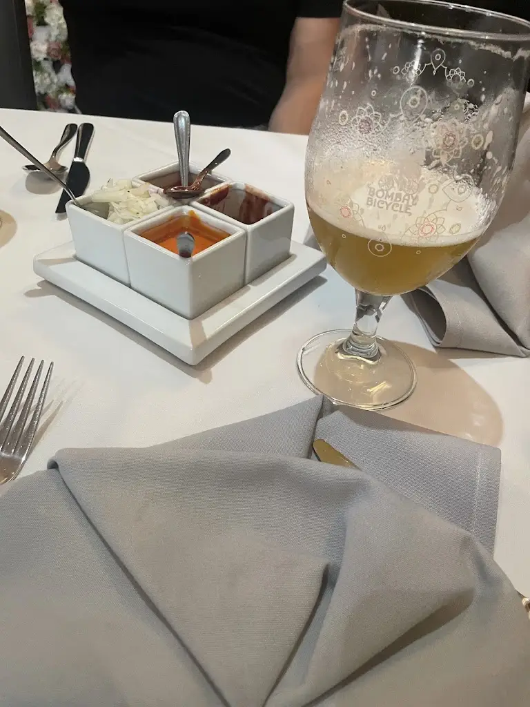 Menu_The Miraj - Bangladeshi & Indian Cuisine_Great Wyrley_immagine_7