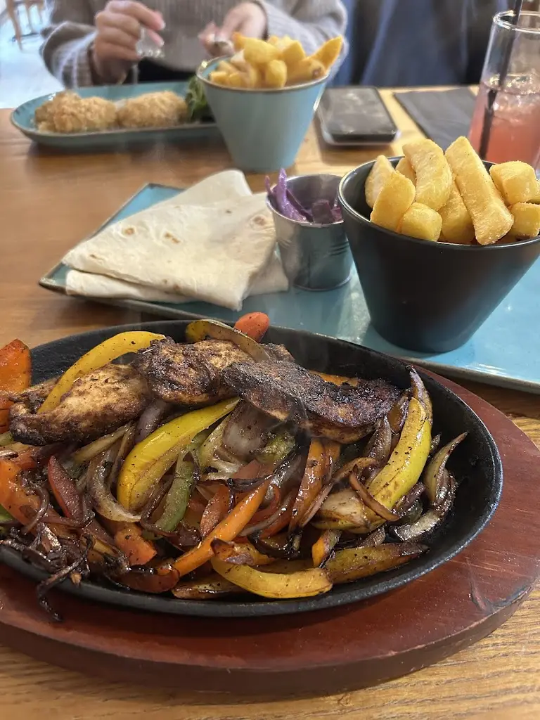 Cath Robinson_The White Lodge, Pub & Restaurant_Attleborough_review