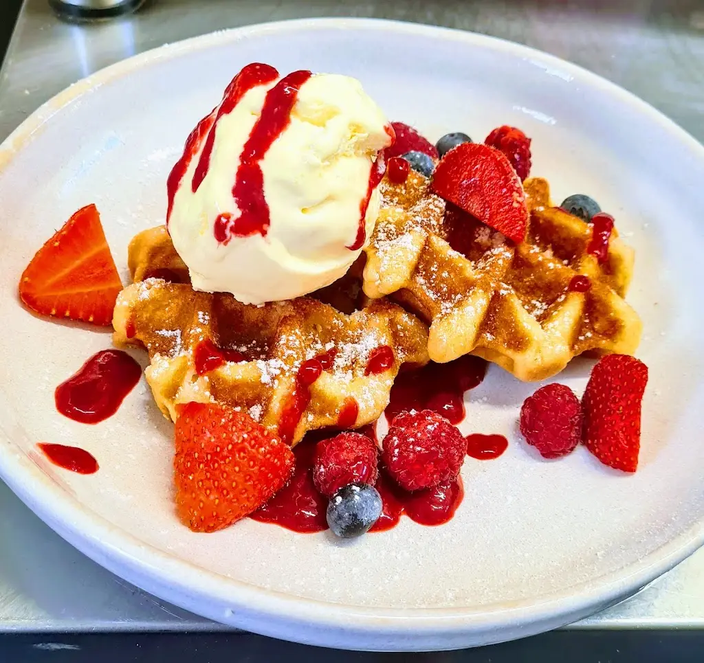 Puffing Billy Cafe_Great Torrington_slider_image_3