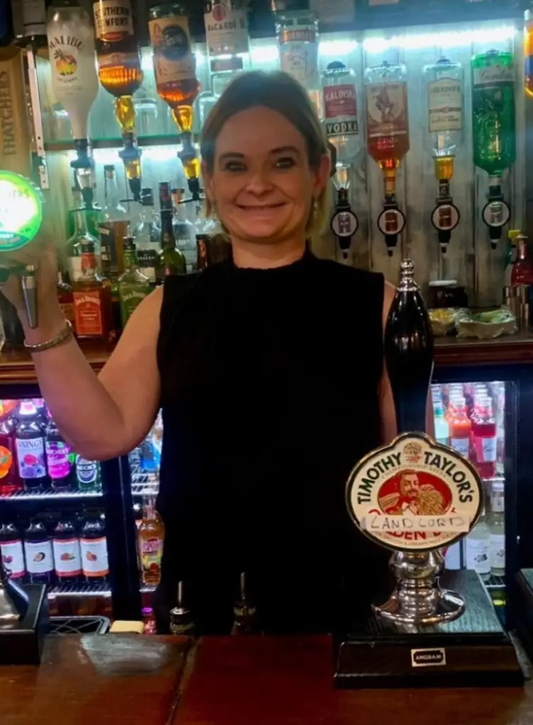 Menu_Cavalier Inn_Great Torrington_immagine_6