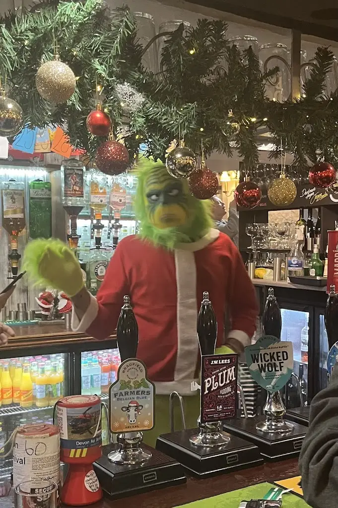 Cavalier Inn_Great Torrington_slider_image_3